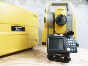 TOPCON トプコン DS-105AC 軽量コンパクト自動視準 DSシリーズ トータルステーション 測量機器