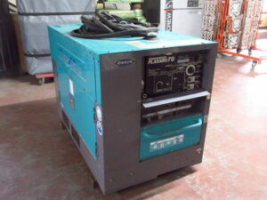 Denyo デンヨー PCX-70ES 防音型エンジンエアプラズマ切断 直流アーク溶接機